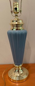 lot 322 image: Beautiful Blue and Brass Table Lamp