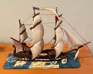 lot 364 image: Three Vintage Ship Models