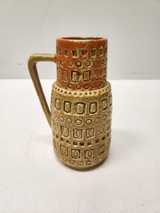 lot 203 image: Mid Century Decor - Italian Art Pottery Pitcher, Bronze Musician Sculptures etc