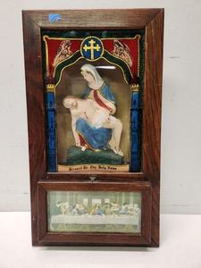 lot 204 image: Excellent Antique Catholic Last Rites Box w Tray & Crucifix 