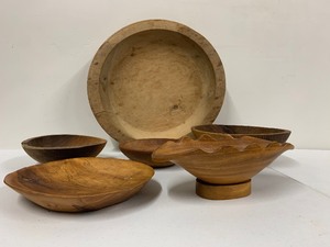 lot 181 image: Nice Group of Hand Carved etc Wooden Bowls