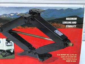 lot 162 image: Brand New RV Leveling Scissor Jacks