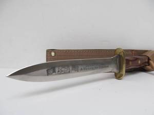 lot 26 image: UNITED Surgical Steel Model UC 491 Desert Storm A Victory for Freedom Dagger 