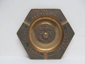 lot 36 image: Vintage 1970s Solid Brass US MARINE CORPS Ashtray