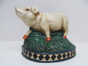 lot 141 image: Cute Cast Iron Pig Door Stop