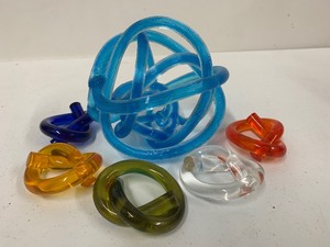 lot 186 image: Group of Glass & Lucite Twisted Sculptures