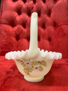 lot 187 image: Hand Painted Vintage FENTON Glass Basket