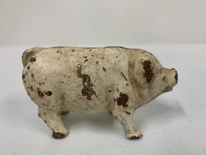 lot 301 image: Antique Cast Iron Piggy Bank