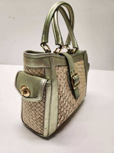 lot 286 image: Genuine COACH Purse