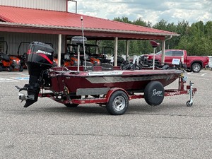 lot 8 image: 1994 RANGER R70 FISHING BOAT