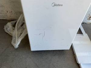 lot 169 image: Midea 6000 BTU ASHRAE White Portable Air Conditioner with Dehumidifier