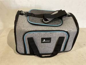 lot 323 image: Siivton Pet Carrier - Airline Approved, 4 Sides Expandable - Grey