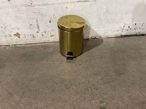 lot 182 image: mDesign Round Step Trash Can - Soft Brass