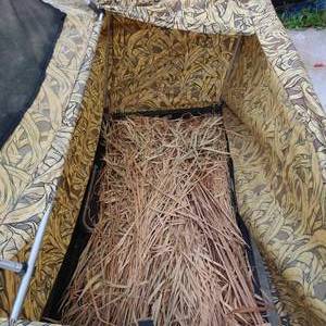 lot 8 image: DUCK BLIND SYSTEM IN SLED CORNFIELD BRAND