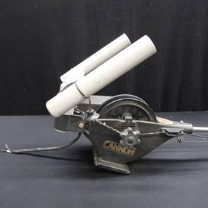 lot 9 image: DOWN RIGGER  MINI MAG BY CANNON