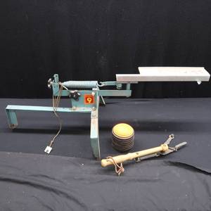 lot 10 image: HOPPES CLAY PIGEON THROWER