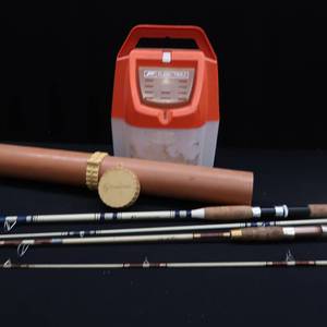 lot 24 image: RODS AND HOLDER VINTAGE CORK HANDLES