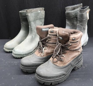 lot 40 image: MENS BOOTS SIZE 11 AND 12