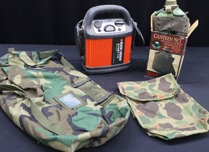 lot 42 image: BLACK AND DECKER START IT JUMPSTARTER AND NEW CANTEEN SET
