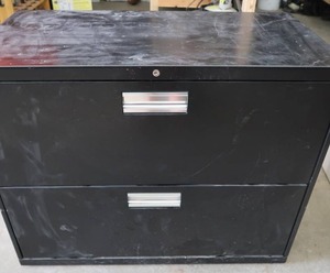 lot 56 image: DOUBLE FILE CABINET. HON BRAND HEAVY DUTY