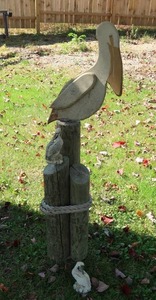 lot 80 image: GARDEN DECOR