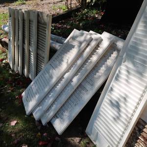 lot 83 image: WINDOW SHUTTERS