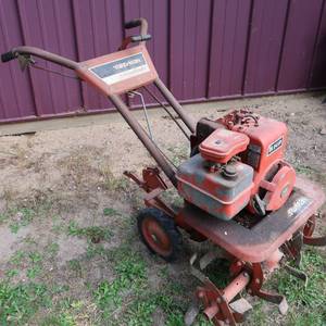 lot 68 image: YARD-MAN EARTHBIRD ROTOTILLER