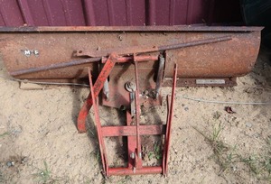 lot 69 image: 40 PLOW