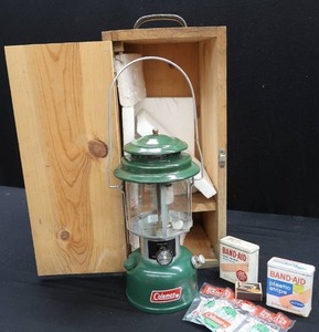lot 109 image: OLD HAND MADE WOODEN BOX WITH COLEMAN LANTERN