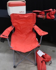 lot 110 image: ALL ABOUT THE MARLBORO RED