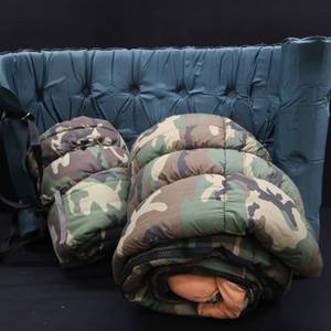 lot 116 image: COZY CAMO SLEEPING BAGS AND TEXSPORT CAMPING PAD