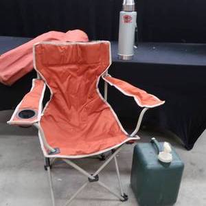 lot 120 image: CAMPING SET UP