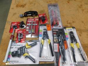 ASSORTED PLUMBING TOOL LOT