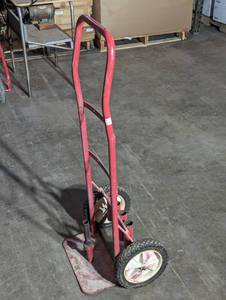 lot 4 image: Spool and Pipe Dolly