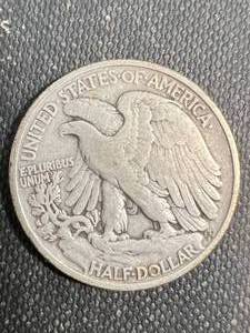 1939 US WALKING LIBERTY HALF DOLLAR
