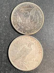 GROUP OF 2 US SILVER DOLLARS 1921-S MORGAN 1923-S PEACE