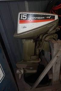lot 215 image: Johnson Sea Horse 15HP Boat Motor