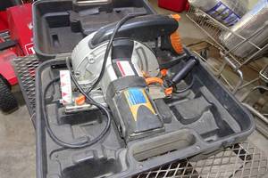 lot 220 image: Evolution 230 TCT Steel Cutting Circular Saw 230mm