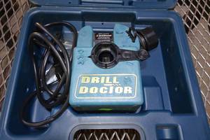 lot 222 image: Drill Doctor Drill Bit Sharpener
