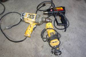 lot 251 image: DeWalt 12 Reversing Drill, Cut Out and Heat Gun