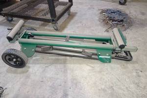 lot 293 image: Masterforce Folding Miter Saw Stand