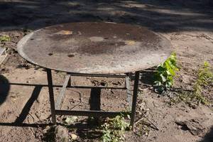 lot 167 image: Round Welding Table with Spinning Surface