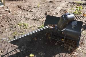 lot 165 image: 33 Snow Blower Attachment for Lawn Tractor