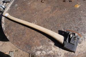 lot 183 image: Chopper 1 Wood Splitting Axe