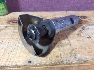 lot 24 image: Air Cut-Off Tool