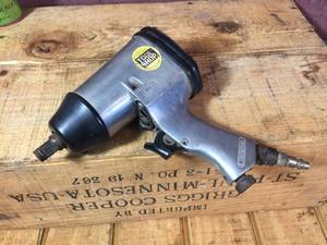 lot 23 image: Tool Shop 12 Air Impact