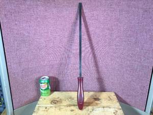 lot 35 image: MATCO 25 Pry Bar