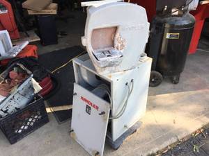 lot 68 image: Handler TrimmerGrinder & Dust Collector