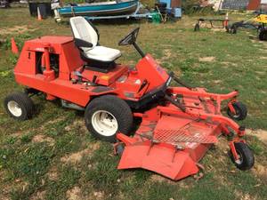 lot 3 image: Jacobsen T436G Deep Tunnel 72 Zero Turn Mower