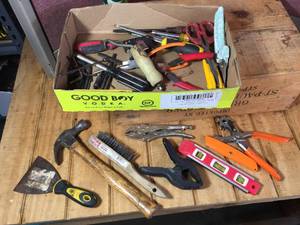 lot 88 image: Variety Classic Tools